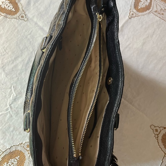 Kate Spade big shiny black leather bag. Beautiful design, lots of space, gold. - Picture 14 of 14